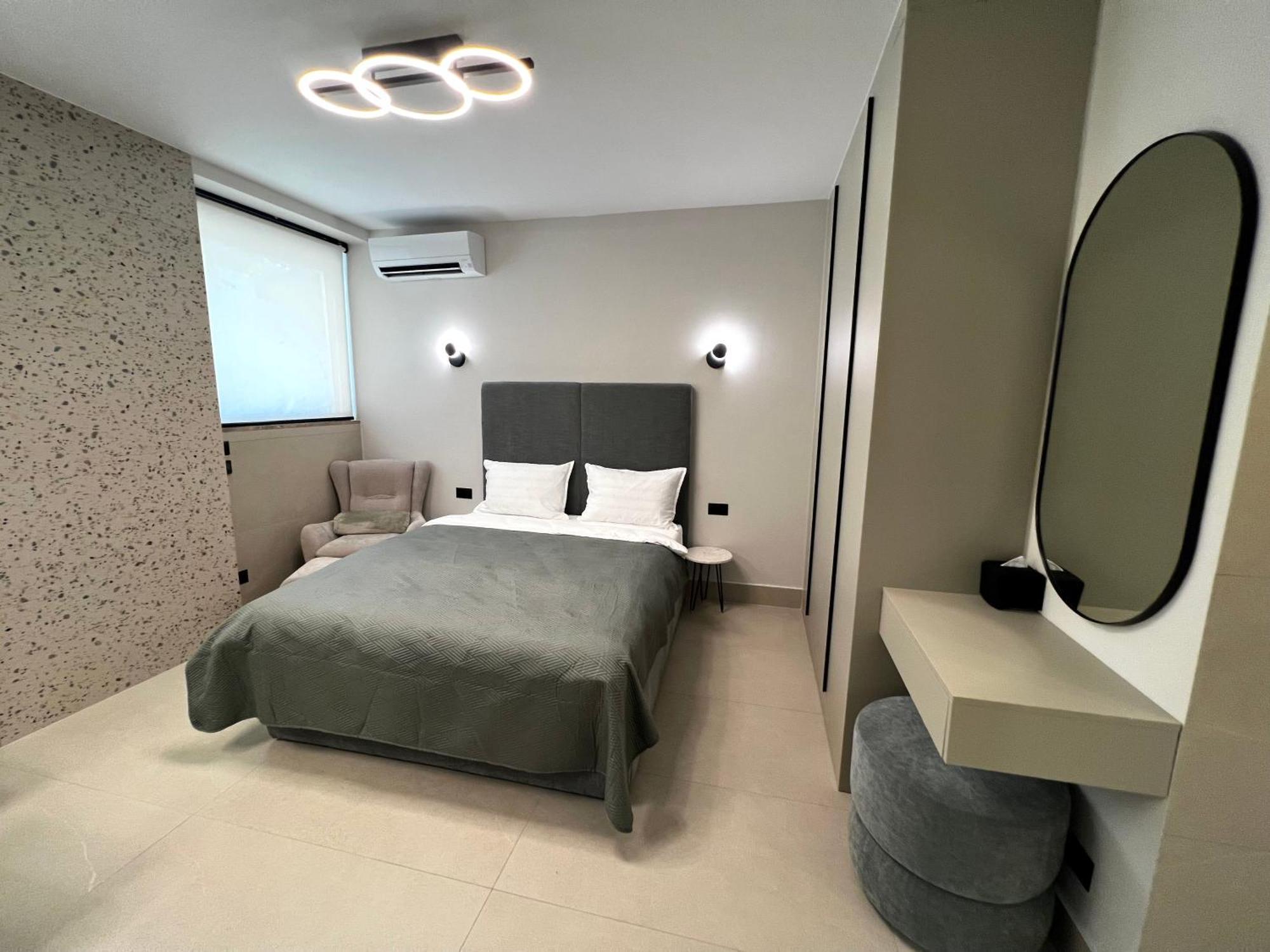 Golden Beach Suites Sarandë 外观 照片