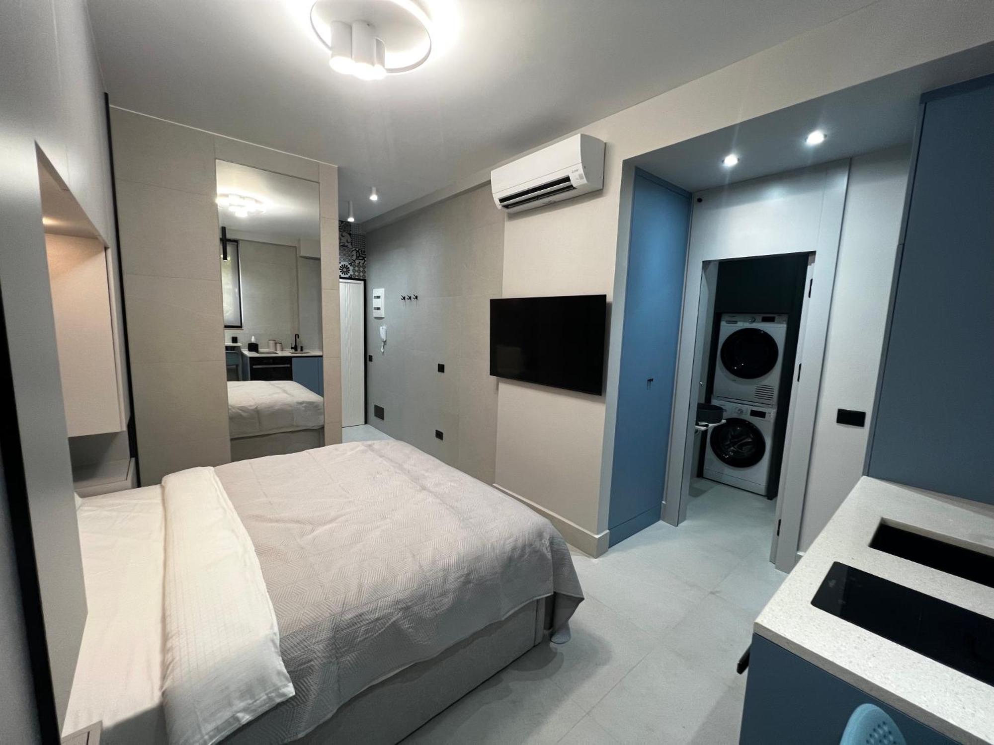 Golden Beach Suites Sarandë 外观 照片
