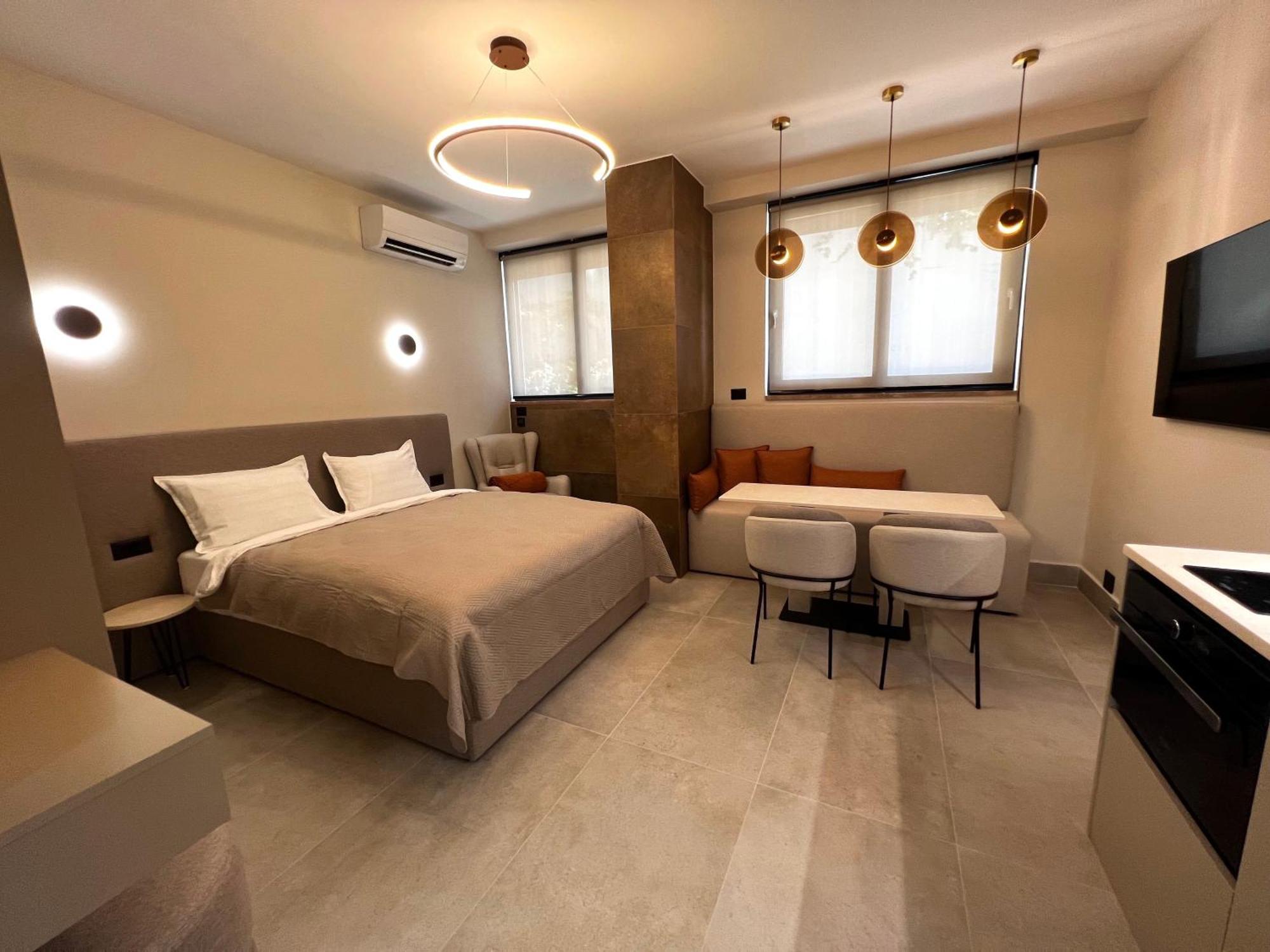 Golden Beach Suites Sarandë 外观 照片